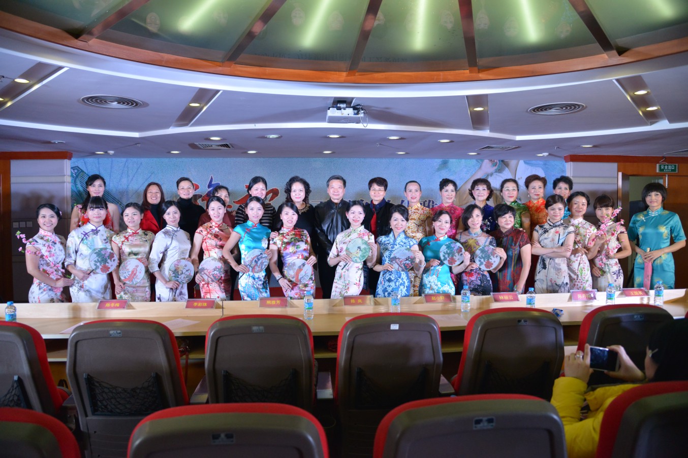 图形1.jpg 图形1.jpg